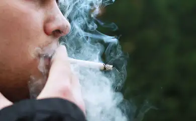 Tabagismo responde por 80% das mortes por câncer de pulmão no Brasil