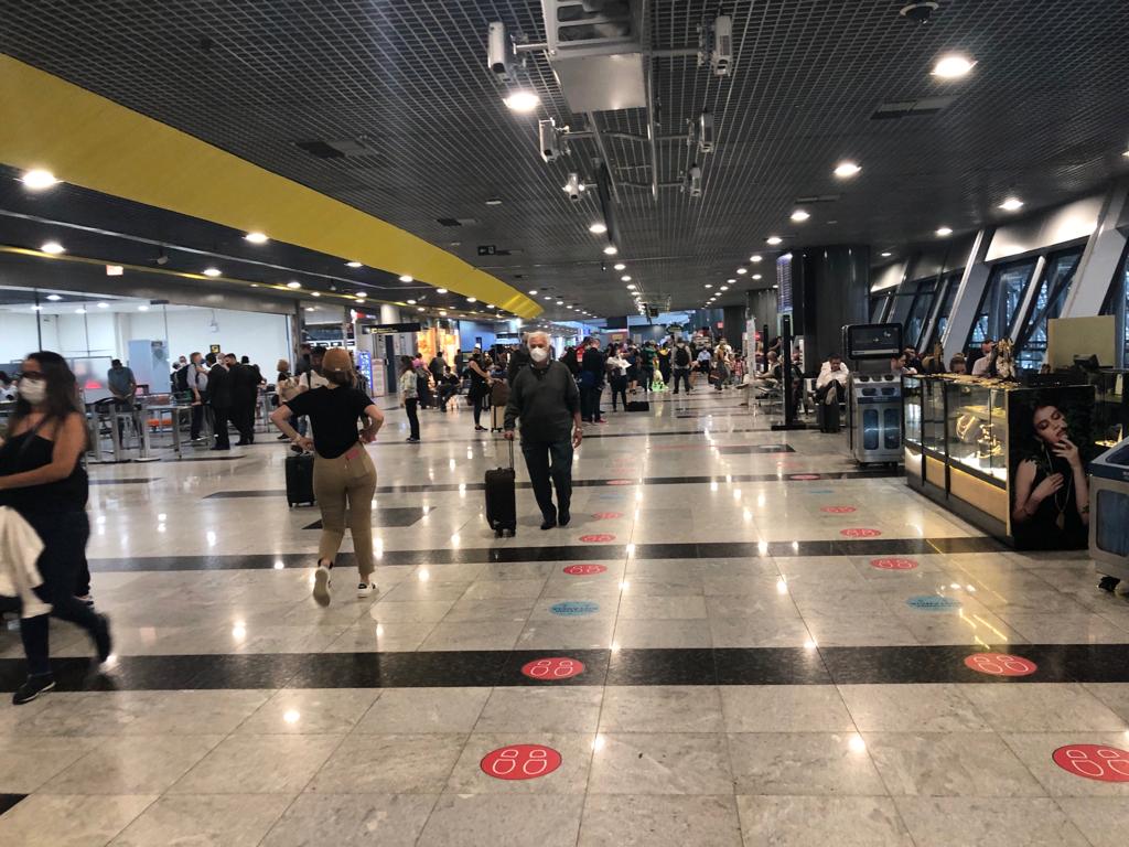 Veja os destinos com passagens aéreas mais caras no final do ano