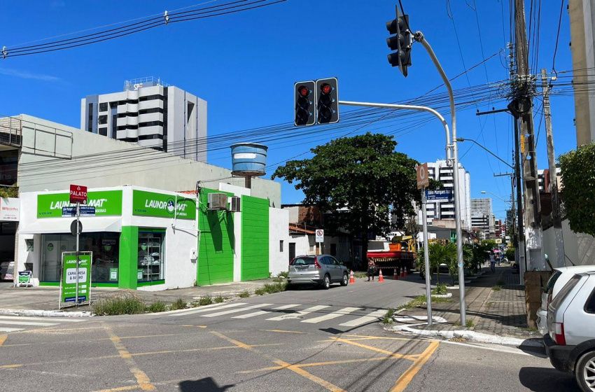 Proibição de estacionamento em via da Jatiúca começa nesta sexta-feira (12)