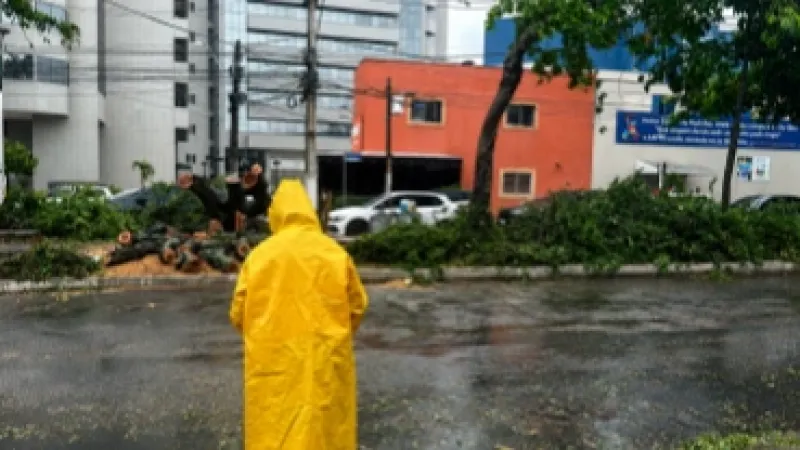 Defesa Civil de Maceió alerta para a possibilidade de deslizamentos; Chuva na capital já chega a 113 mm