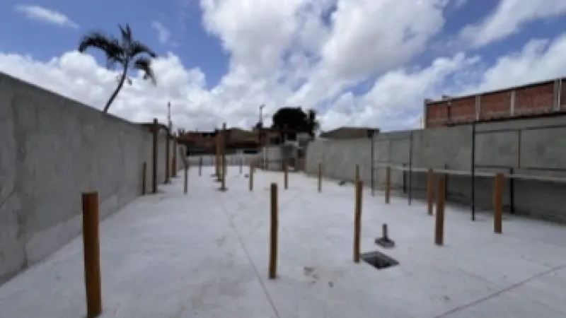 Prefeitura cria novo espaço de lazer junto à areninha do Barro Duro