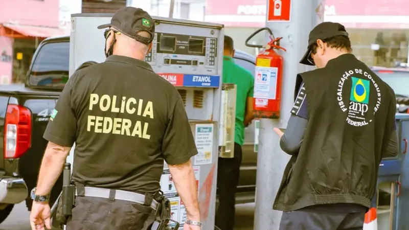 Operação da PF investiga alta de combustíveis em 11 estados e no DF