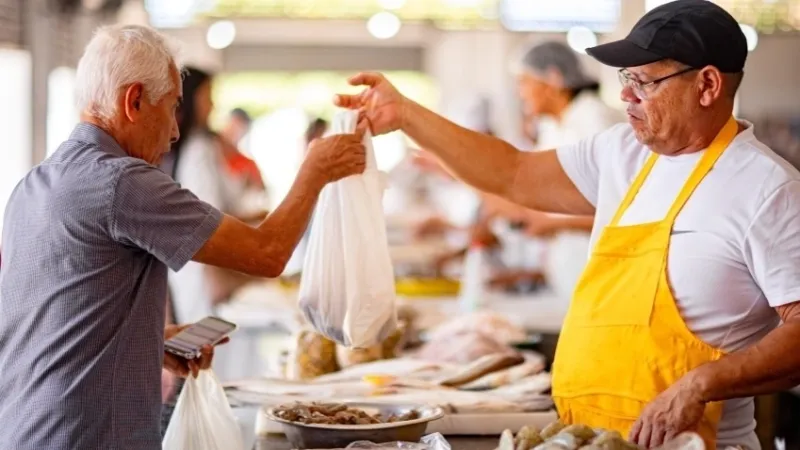 Confira os horários de funcionamento de feiras e mercados públicos no fim de ano