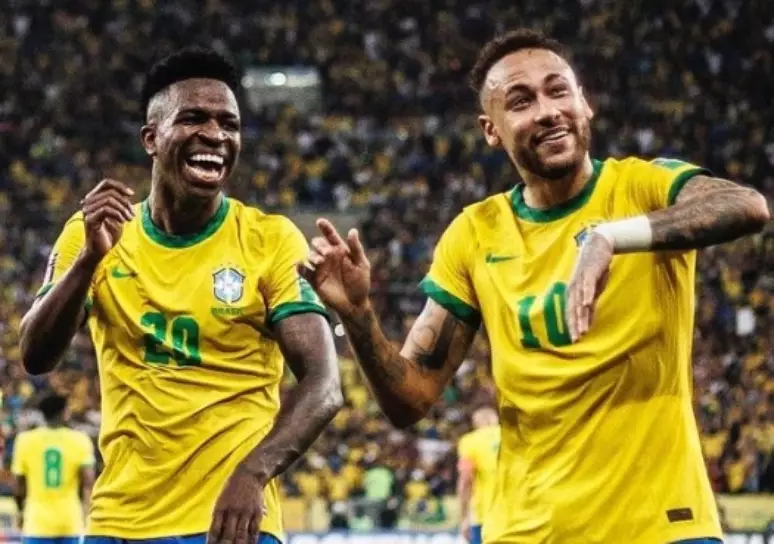Neymar fora, Debinha e Vini Jr na lista: veja os indicados e data da Bola de Ouro 2023