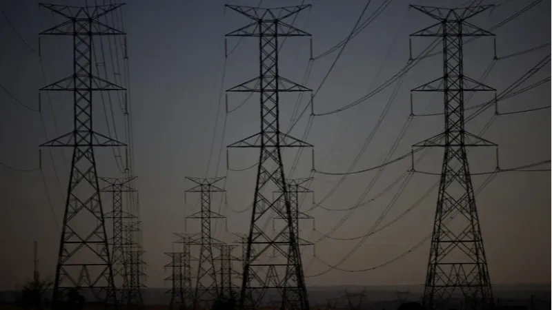 Brasil fecha 2025 com inflação prévia de 4,41%, dentro do teto da meta do governo