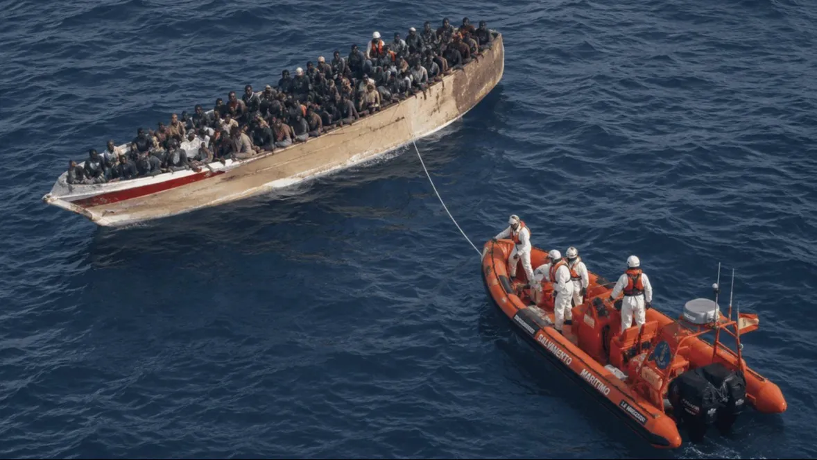Barco fica à deriva e deixa ao menos 80 mortos e desaparecidos na Espanha