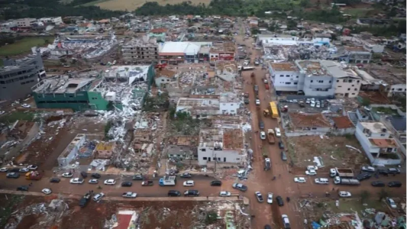 Paraná foi atingido por três tornados com ventos de até 330 km/h