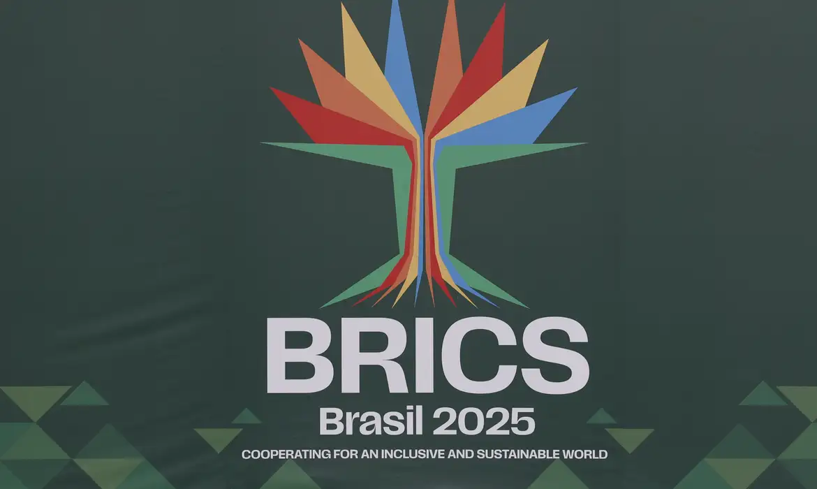 Jovens do Brics têm energia nuclear como saída, diz diretor de agência