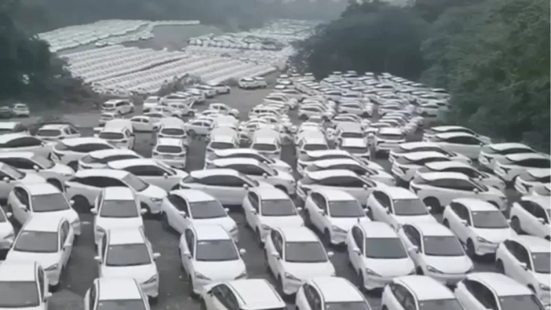 A farsa dos cemitérios de carros elétricos da China: veja por que eles sumiram