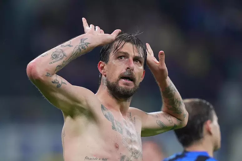Herói da Inter de Milão na Liga dos Campeões superou depressão, alcoolismo e câncer