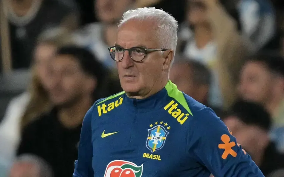 CBF demite Dorival Júnior, e Seleção fica sem técnico a um ano da Copa