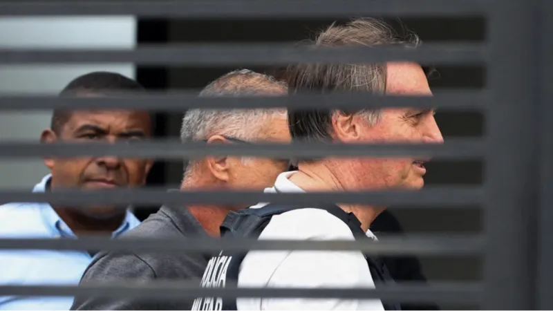 Entenda o que acontece com Bolsonaro após a derrubada do veto ao PL da Dosimetria