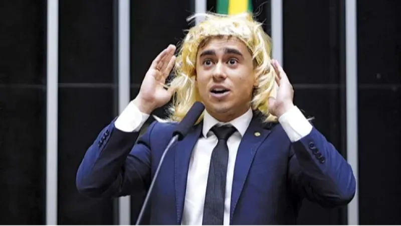 Nikolas Ferreira tem condenação por transfobia anulada pela Justiça