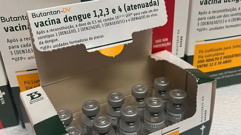 Ministério da Saúde suspende vacina contra a dengue do Butantan