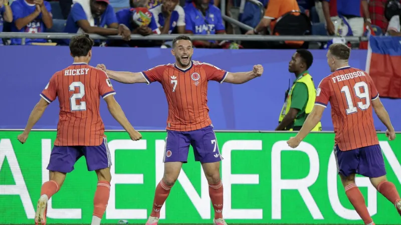 Escócia vence Haiti e vira líder do grupo do Brasil na Copa do Mundo