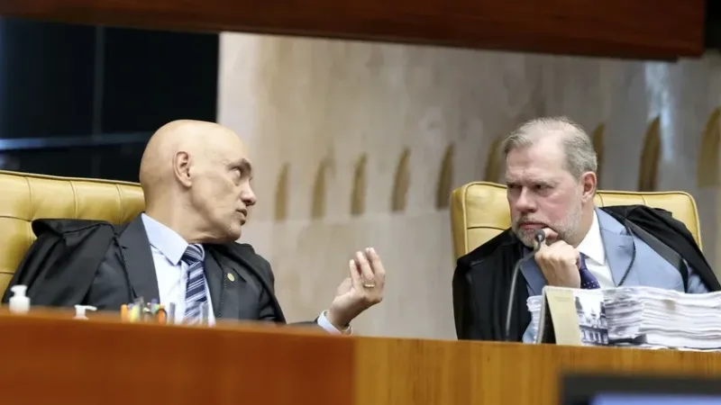 Autor de CPI do Master defende impeachment de Moraes e Toffoli: ‘Relações promíscuas’
