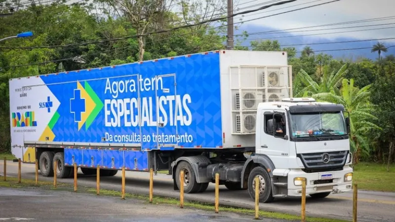 Carretas do Agora Tem Especialistas levam exames e diagnóstico de câncer para mulheres nas cinco regiões do país