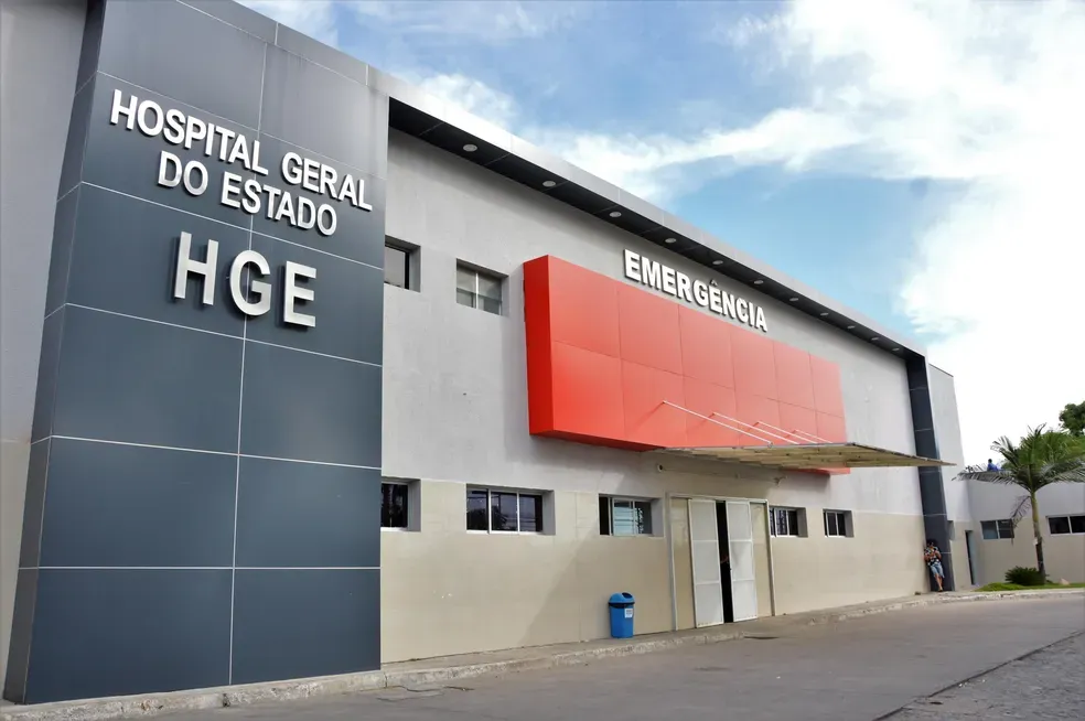 Baleado em estacionamento de shopping morre no hospital em Maceió; tiro foi dado por PM, diz delegado