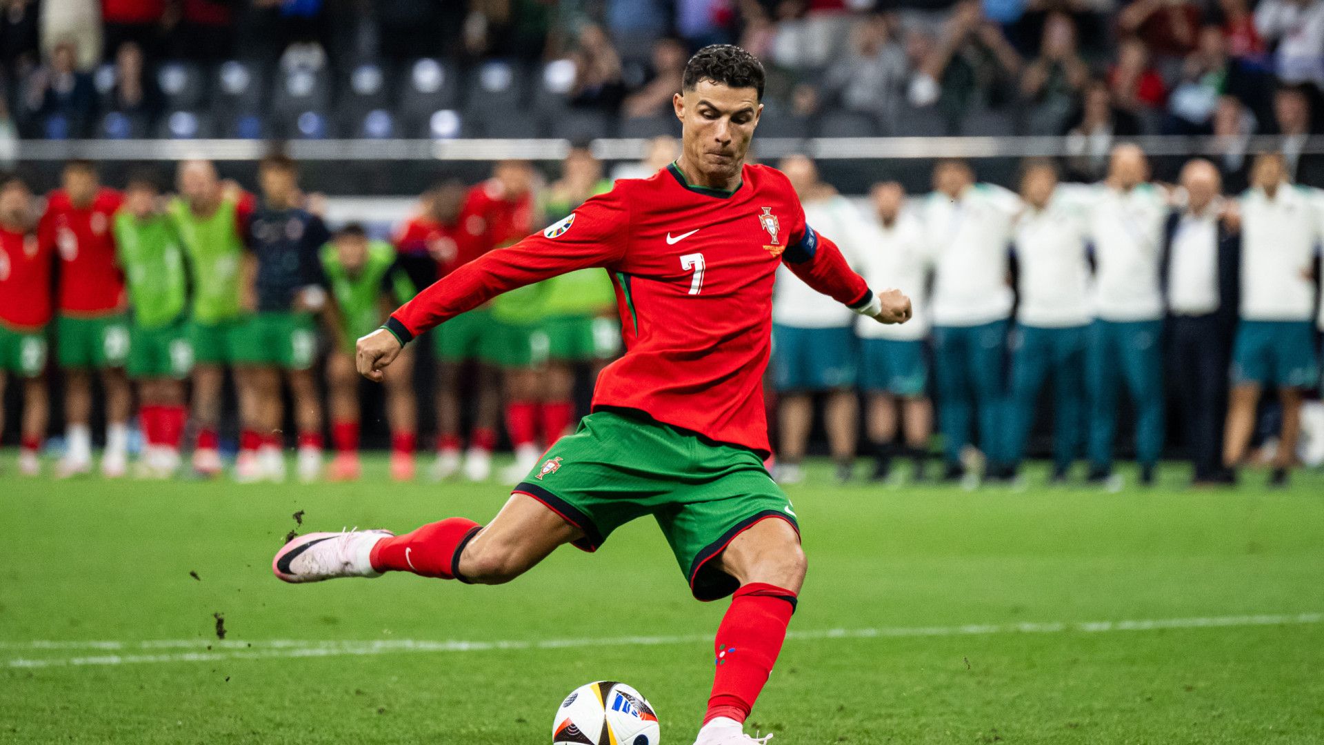 Cristiano Ronaldo não descarta participar da Copa do Mundo de 2026 e pode quebrar recorde