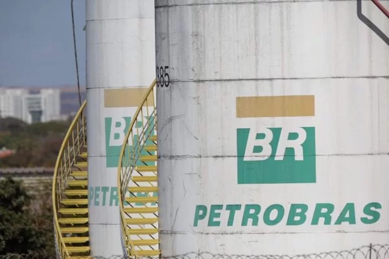 Petrobras reduz preço do gás natural para distribuidoras
