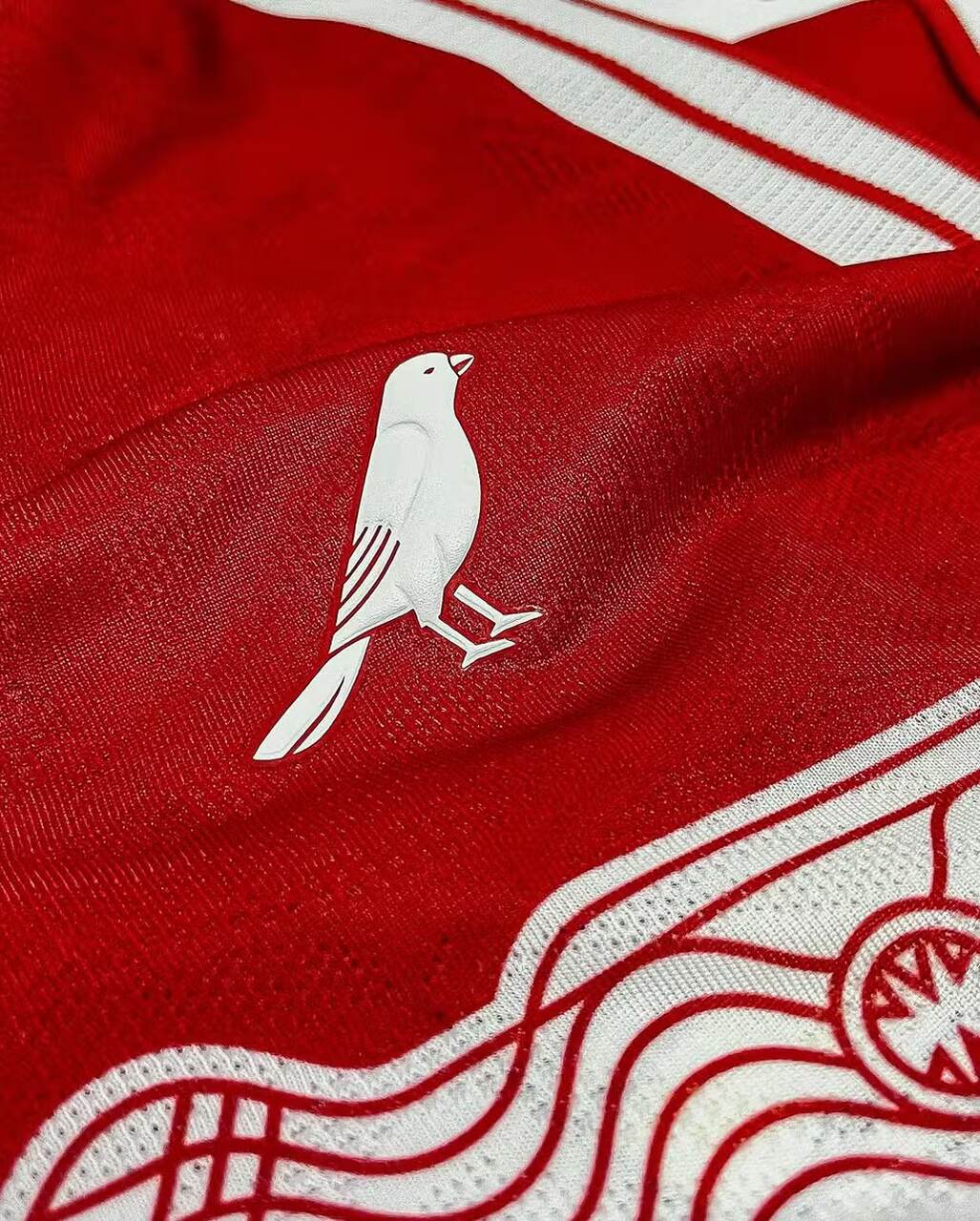 CRB promove festa de lançamento para a linha de uniformes 2025