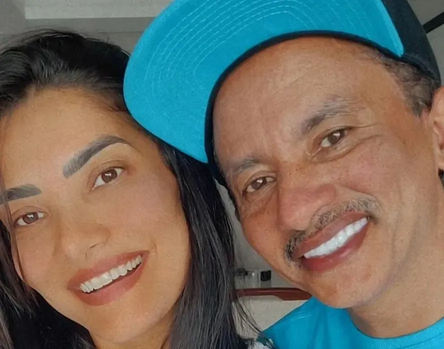 Manoel Gomes, do hit 'Caneta azul', ganha declaração após assumir namoro: 'Grande homem'